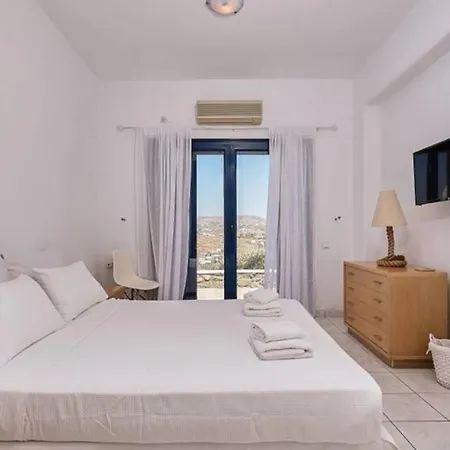 Villa Aella Ano Mera