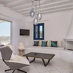 Villa Aella *